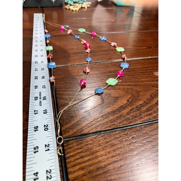 Marbled Multicolored 3 Strand Beaded 21 3/8 Inch Necklace! - Picture 7 of 7